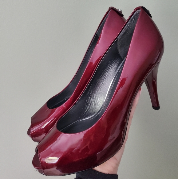 Stuart Weitzman Red Patent Leather Platform Peep Toe Pumps Heels 6 - Picture 2 of 7